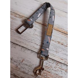 Biztonsági öv kutyáknak, választható mintával