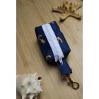 Sötétkék vasmacskás kakizacsi tartó