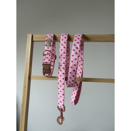 Rózsaszín szívecskés póráz